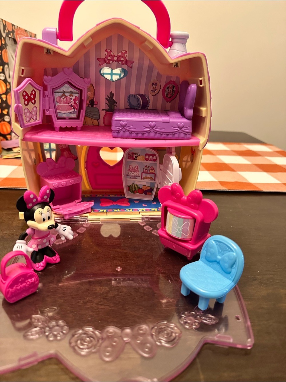 Disney Minnie Mouse Pink and Blue Mini Playhouse with Furniture & Doll